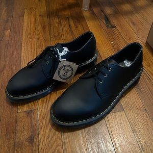 Doc Martens Vegan Felix Oxford Shoes